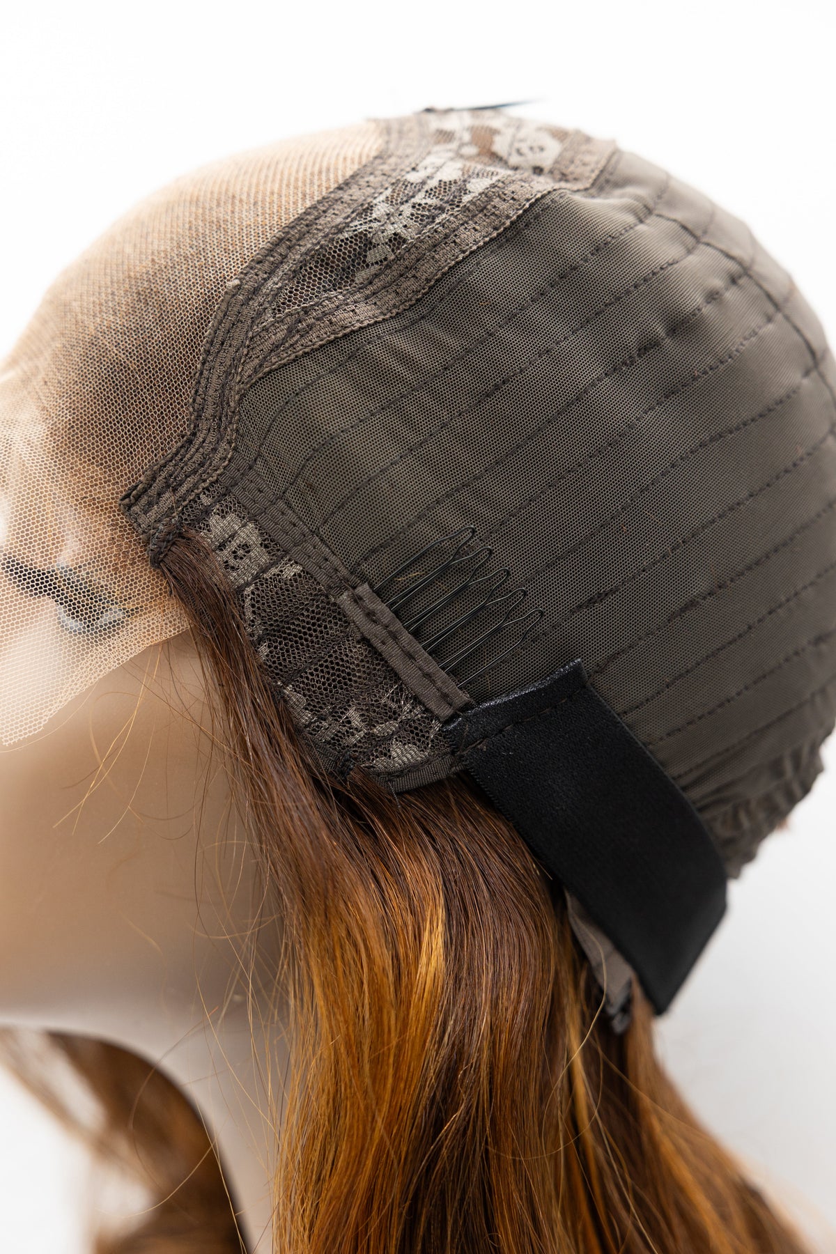 Chandler – Golden Brown with Blonde Highlights Lace Front Wig